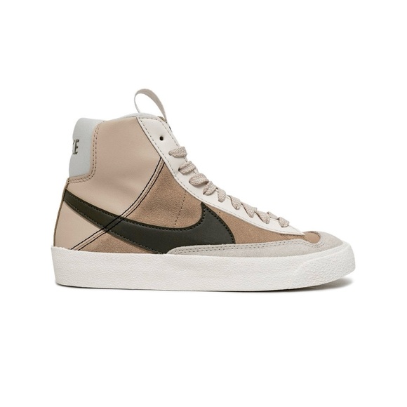 Nike Blazer Mid 77’ - Picture 4 of 4